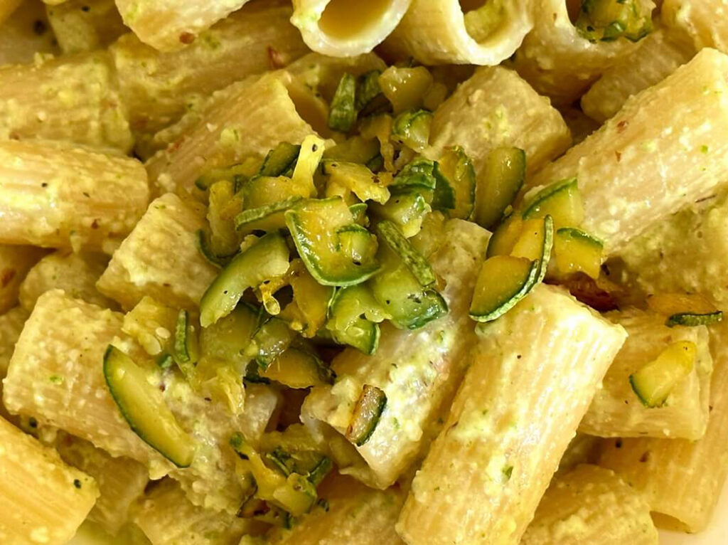 pasta al pesto di zucchine