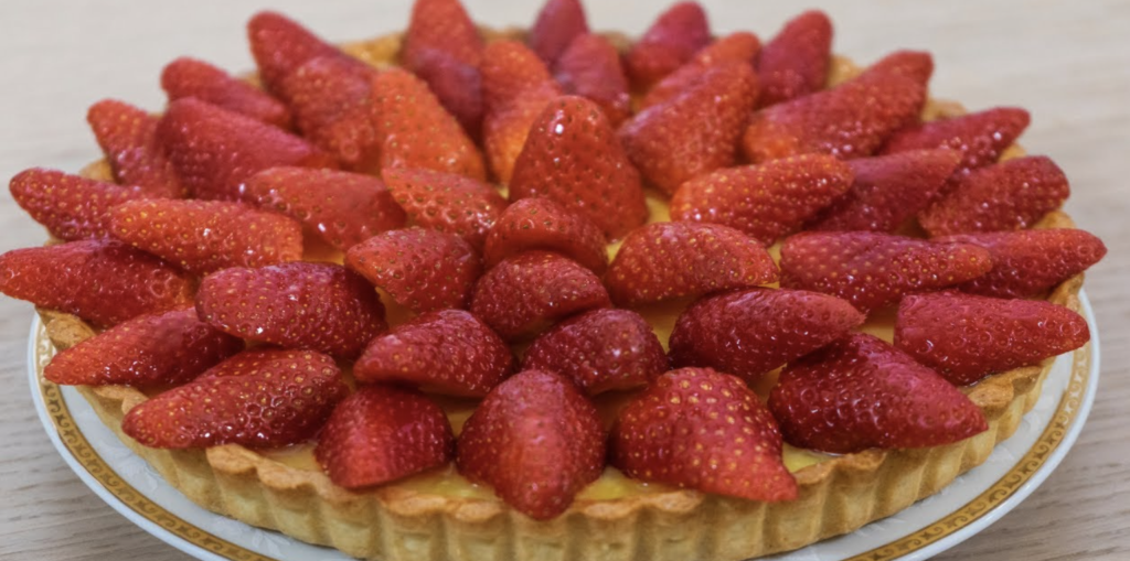 Crostata di fragole e crema